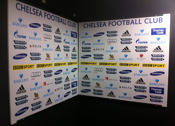 Le coin interview télé (pour la BBC) du stade de Chelsea.